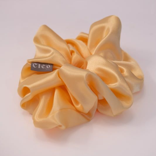 Oversized satin scrunchie - Summer edition